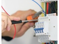 Best Indiana Electrician (3) - Електрични производи и уреди