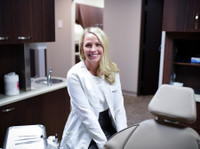 East Indy Dental Care (1) - Dentistes