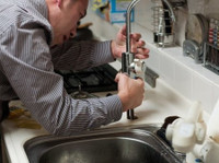 Emergency Rooter Services (3) - Plumbers & Heating