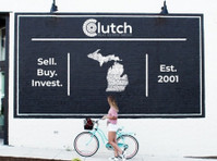 Clutch Real Estate Group (2) - Home & Garden Services