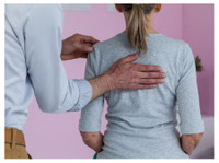 Michigan Chiropractic Specialists of West Bloomfield, P.C. (1) - Hospitals & Clinics