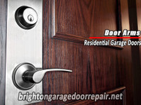 Brighton Garage Door Repair (1) - Строителни услуги