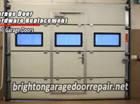 Brighton Garage Door Repair (5) - Услуги за градба