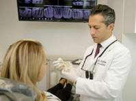 NYC Dental Implants Center (1) - Зъболекари