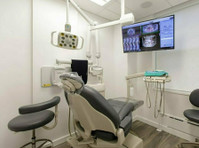 NYC Dental Implants Center (4) - Зъболекари