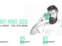 Elm Street Locksmith Services (3) - Security services