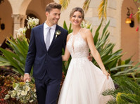 Azaria Bridal - Wedding Gowns & Tuxedo Rental (8) - Roupas