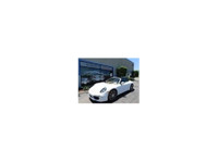 Schmitt Imports Affordable Luxury Cars (2) - Auto Pardošana (Jāunie & Lietotie)
