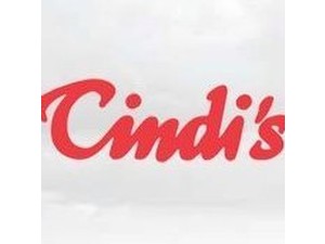 Cindi's New York Deli and Bakery - کھانا پینا