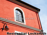 Locksmith Hampton (8) - Security services