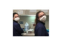 Whidbey Dental Associates (2) - Стоматолози