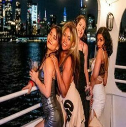 Dance under the Moonlight Nyc Jewel Yacht Midnight Friday Party 2023