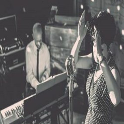 Live music at Leopold Square: Bex Pizzata and Carioca Soul