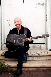 Mike Masse: Epic Acoustic Classic Rock in Hull