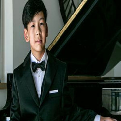 Pianist Yuze Lee performs Ravel and Tchaikovsky w/ Lucas Richman and the Hollywood Chamber Orchestra