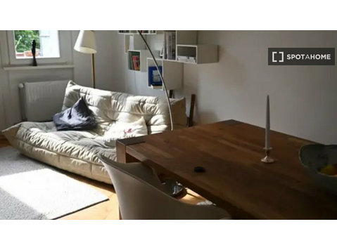 Appartamento con 3 camere da letto in affitto a Friedenau,… - Appartamenti