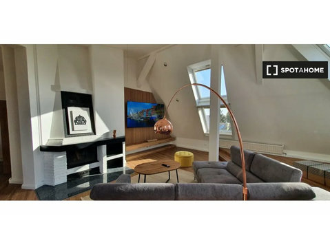 Appartamento con 4 camere da letto in affitto a Berlino - Appartamenti