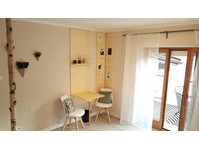 ☆ Small studio apartment with terrace / App. WALD by TILLY ☆ - Te Huur
