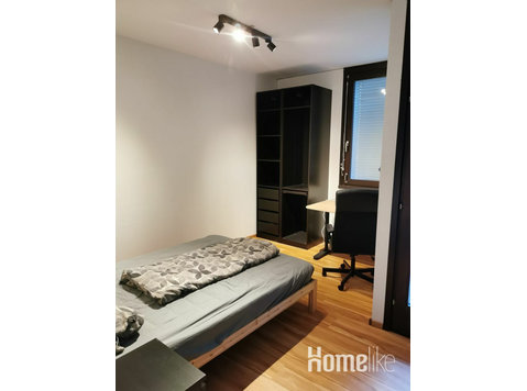 Studio in a green area with best connections to the city… - Apartments
