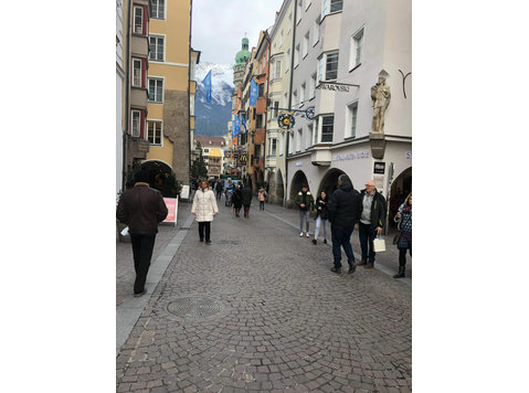 Gorgeous suite in the heart of town (Innsbruck) - For Rent
