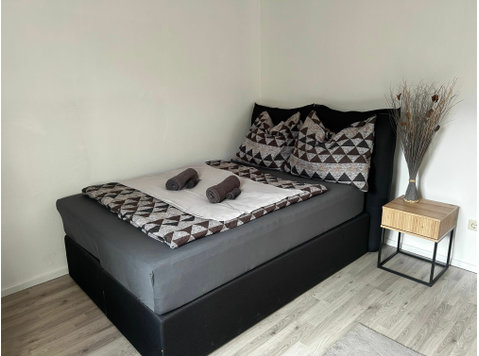 Ruhige und fantastische Wohnung auf Zeit im Herzen der Stadt - Zu Vermieten