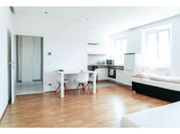 Central Apartment in Linz – Perfect for Singles or Couples - For Rent
