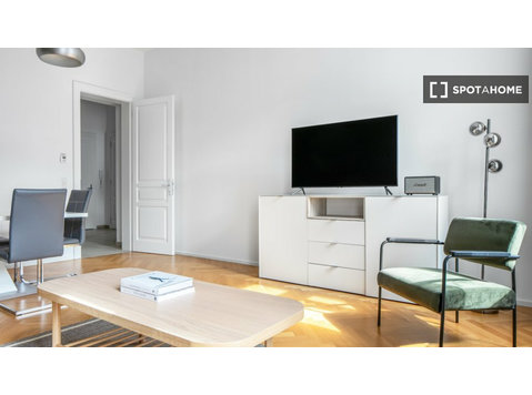 Apartamento de 1 dormitorio en alquiler en Viena, Viena - Pisos