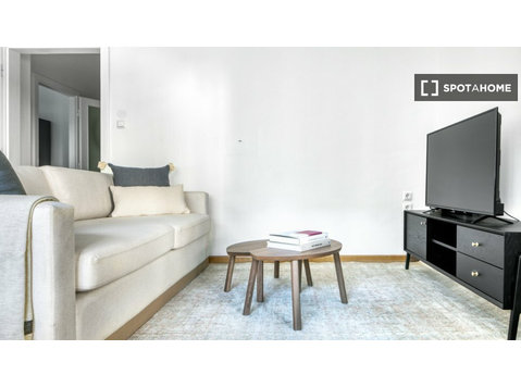 Apartamento de 2 dormitorios en alquiler en Innere Stadt,… - Appartementen