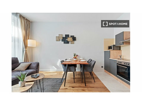 Appartamento con 2 camere da letto in affitto a Ottakring,… - Appartamenti