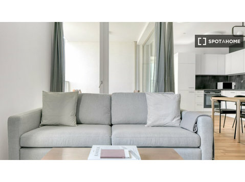 Apartamento de 2 dormitorios en alquiler en Viena, Viena - Pisos