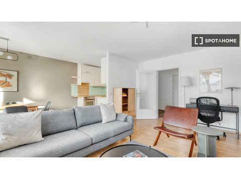 Apartamento de 2 dormitorios en alquiler en Viena, Viena - Pisos