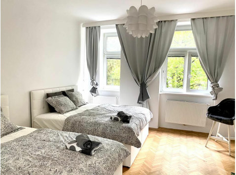 City style: New renovated apartment in excellent location… - Izīrē
