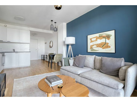 Liebevoll eingerichtete, neue Wohnung auf Zeit in beliebtem… - Zu Vermieten
