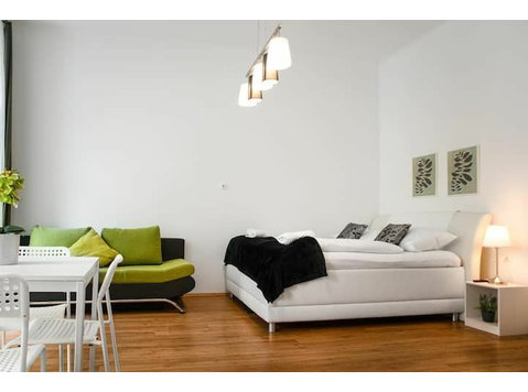 Komfortable 2BR-Wohnung. Zentral und gut angebunden - Zu Vermieten