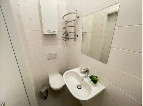 Cosy Studio near Central Station - For Rent