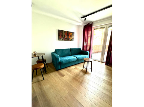 Charmantes Apartment in nettem Viertel - Zu Vermieten