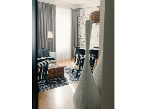 Cute & wonderful studio conveniently located - For Rent