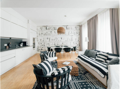 Design Apartment , Black and White - Kiralık