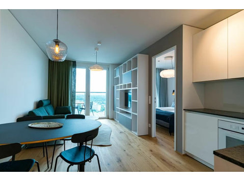 Exklusives Wohnung mit riesiger Terrasse im 19. Stock und… - Za iznajmljivanje