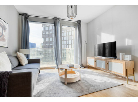 Favoriten 1br w/ gym, lounge & elevator, nr Metro - For Rent
