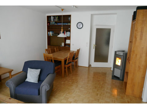 Fully equipped 2-room flat near Schottentor, close to the… - Под наем