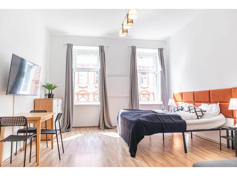 Voll möblierte 2BR Wohnung Sehr zentral - Zu Vermieten
