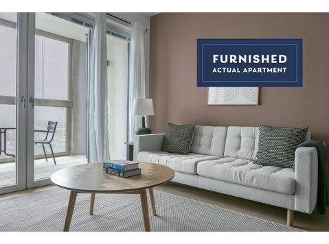 Landstraße 1br w/ pool & gym, nr shopping - For Rent