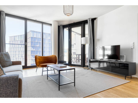 Lovely Favoriten 2BR w/ Gym, Lounge & Elevator nr Metro - For Rent