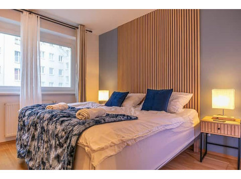 Ruhige Wohnung mit Balkon am Reumannplatz U1 - Zu Vermieten