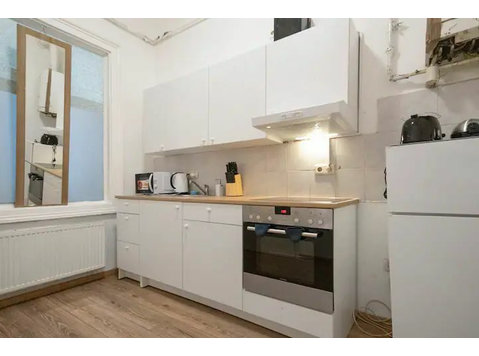 Perfect, 2 room home close to Wiener Stadthalle - For Rent