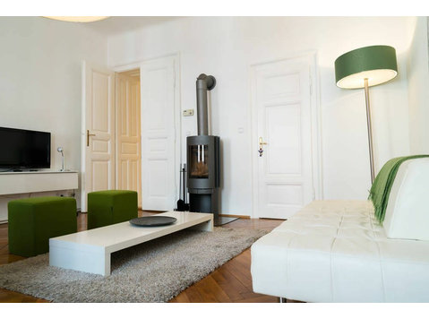 Serviced Apartment in Vienna with modern, comfortable… - Til leje