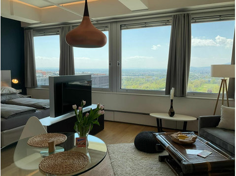 Smart apartment with air conditioning and distant view - K pronájmu