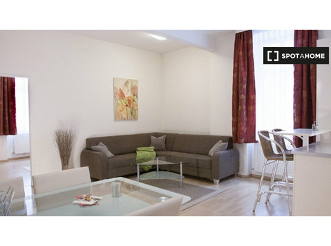 apartamento de 1 dormitorio en alquiler en Favoriten, Viena - Pisos