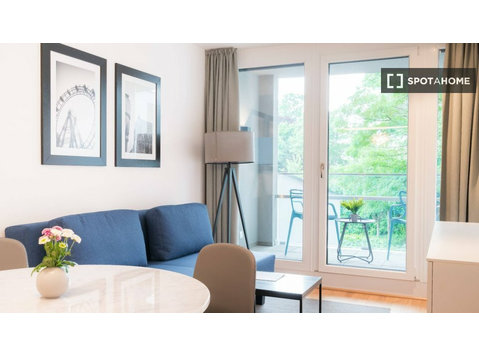 Apartamento de 1 dormitorio en alquiler en Viena - Pisos